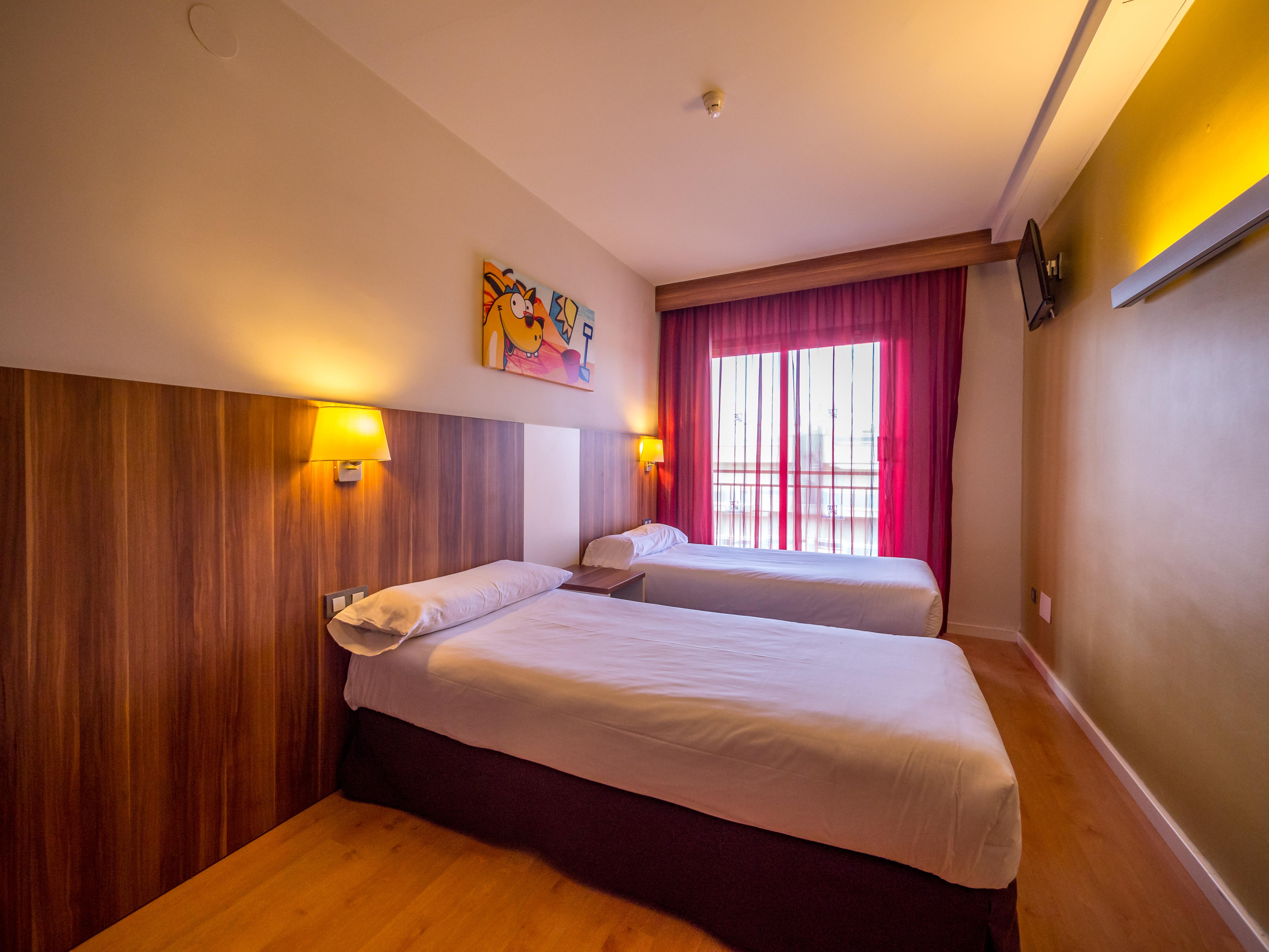 Golden Avenida Family Suites 4* Salou Dış mekan fotoğraf