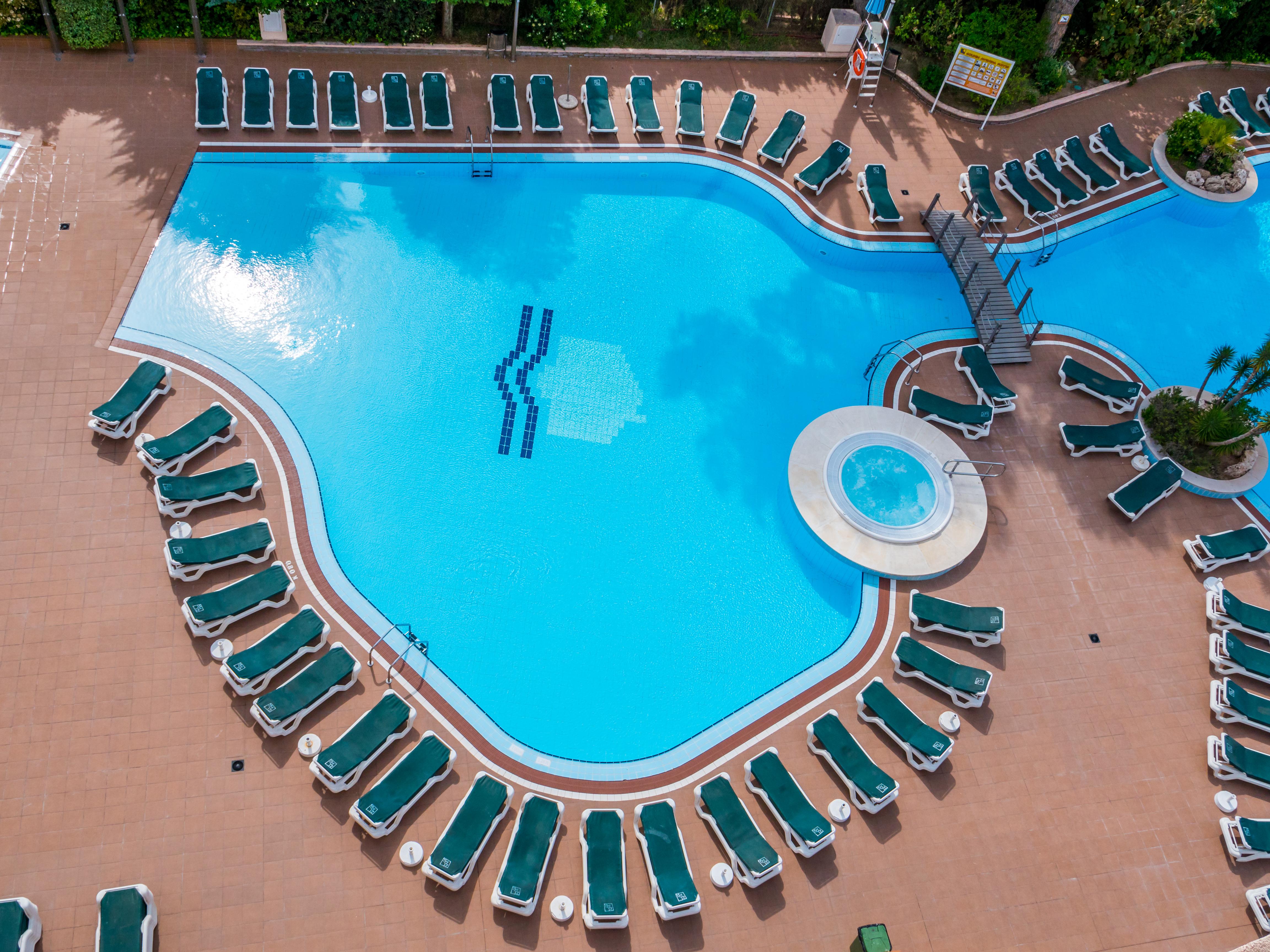 Golden Avenida Family Suites 4* Salou Dış mekan fotoğraf