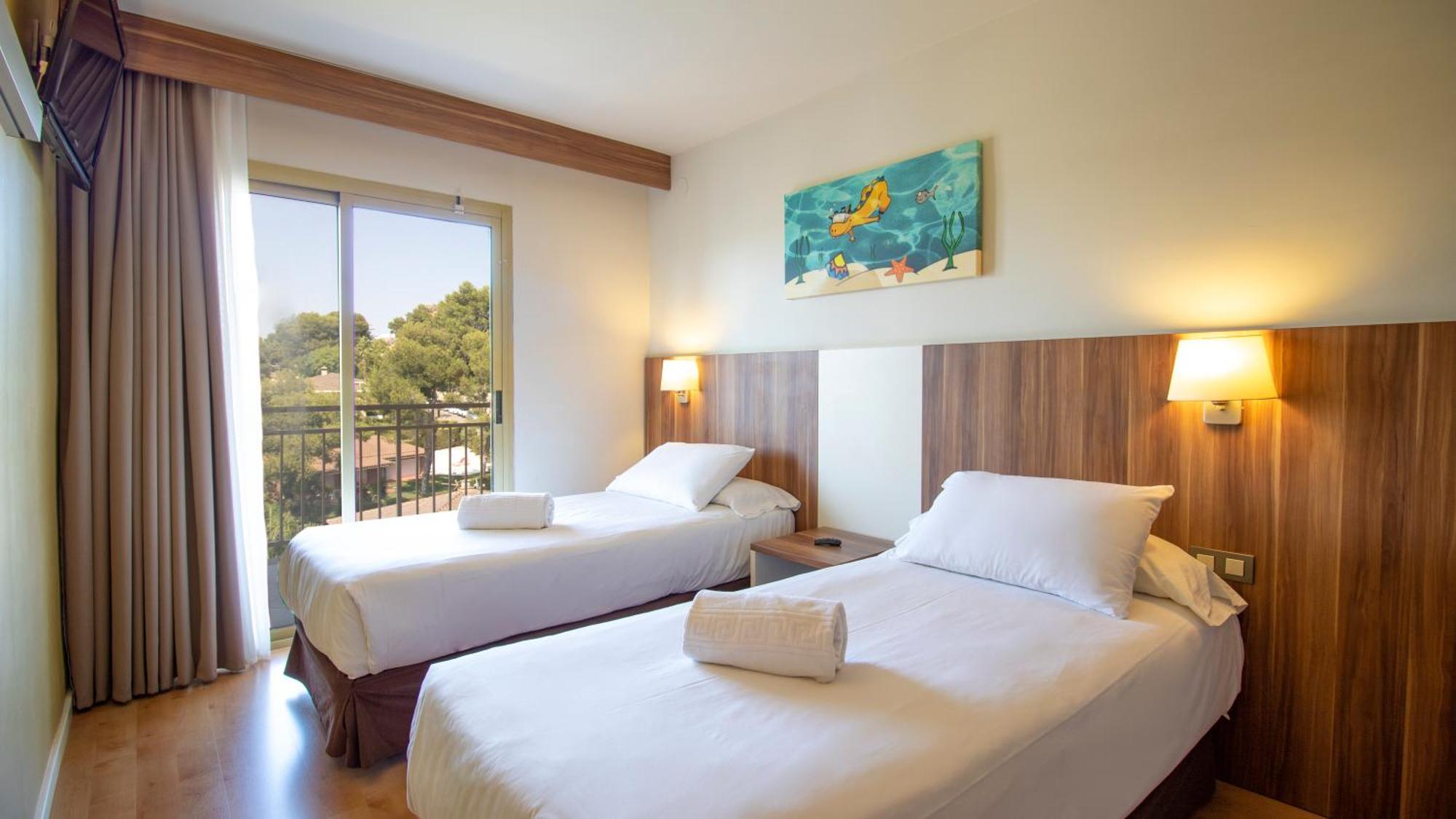 Golden Avenida Family Suites 4* Salou Dış mekan fotoğraf