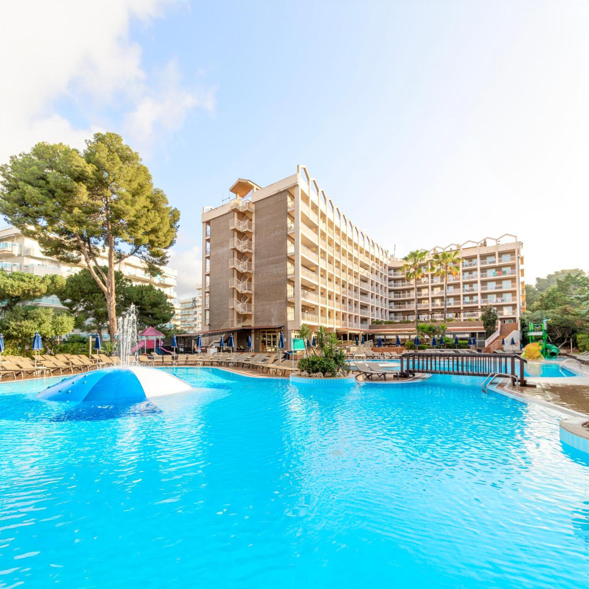 Golden Avenida Family Suites 4* Salou Dış mekan fotoğraf