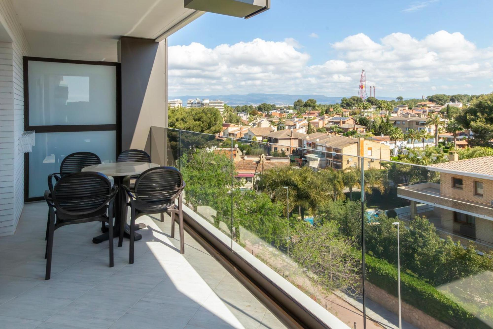 Golden Avenida Family Suites 4* Salou Dış mekan fotoğraf