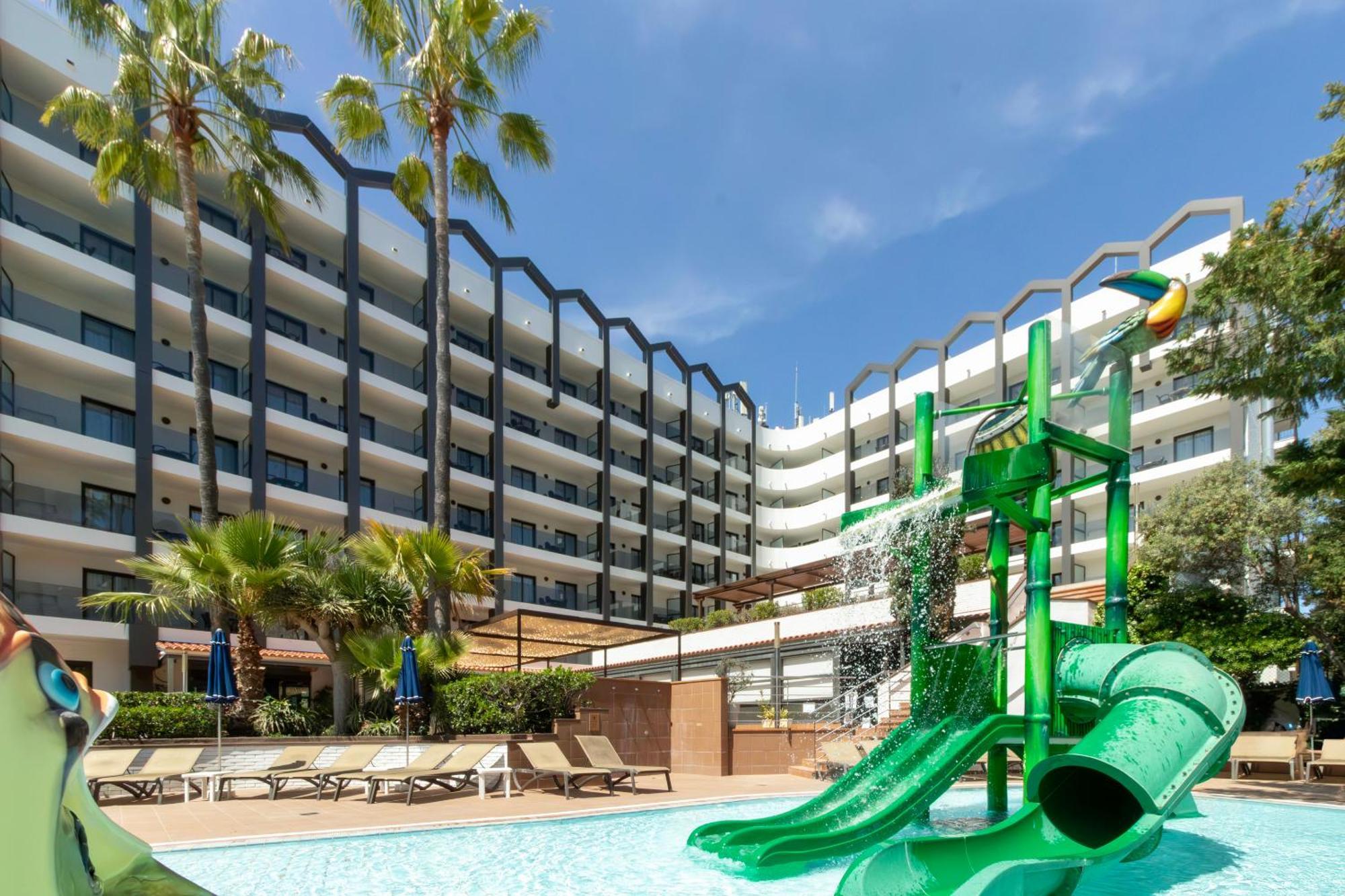 Golden Avenida Family Suites 4* Salou Dış mekan fotoğraf