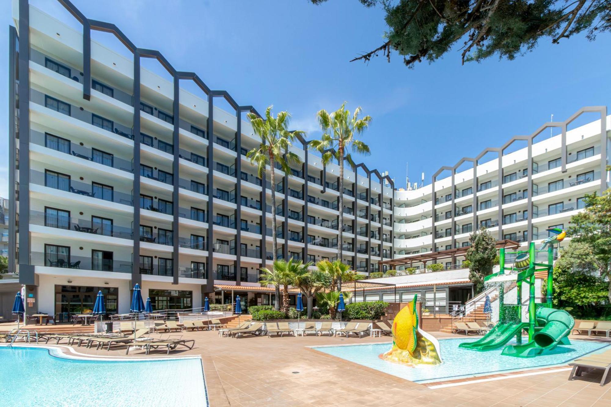 Golden Avenida Family Suites 4* Salou Dış mekan fotoğraf